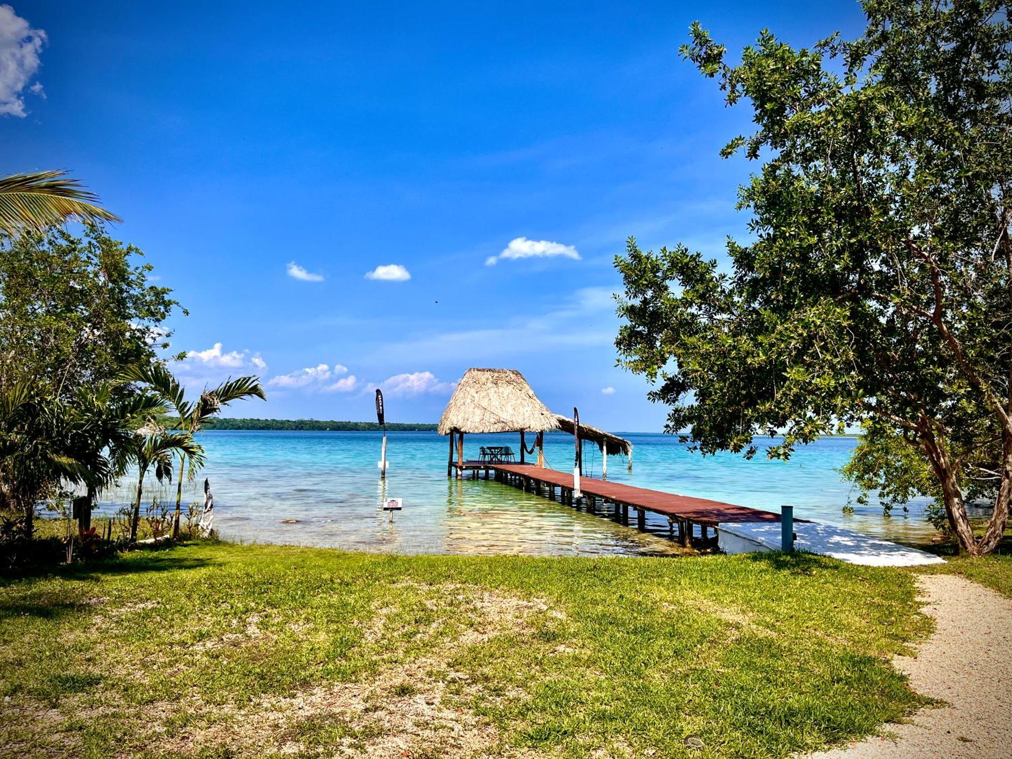 Cabana Con Muelle Privado En La Laguna De Bacalar Luaran gambar