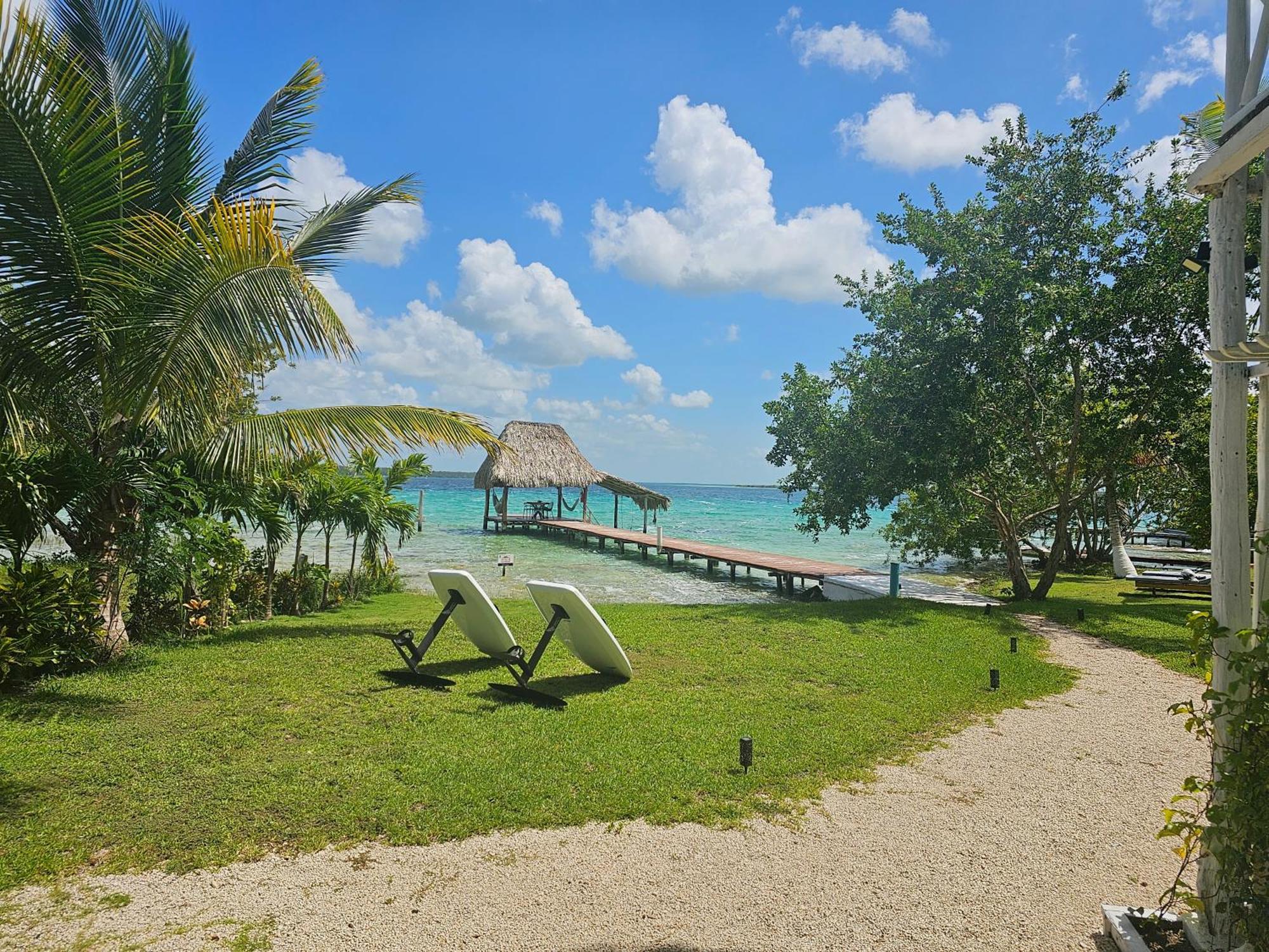 Cabana Con Muelle Privado En La Laguna De Bacalar Luaran gambar
